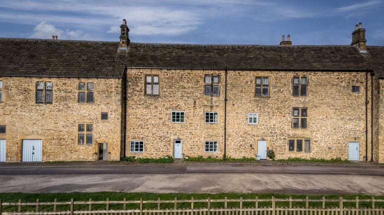 4 Stable Yard Cottage and the attached buildings in Hardwick's Stable Yard, Derbyshire